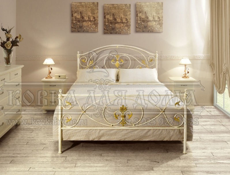 Эффектные кованые кровати — роскошь и изящность в интерьере